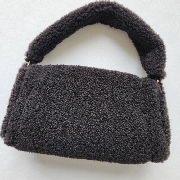 NWT Primark Black Faux Shearling Shoulder Hand Bag Soft Cozy TIk Tok Winter Cute - Picture 2 of 10